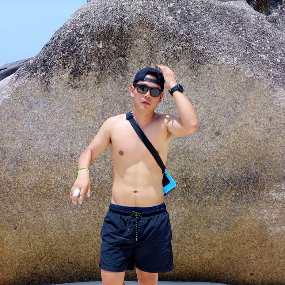male body 190