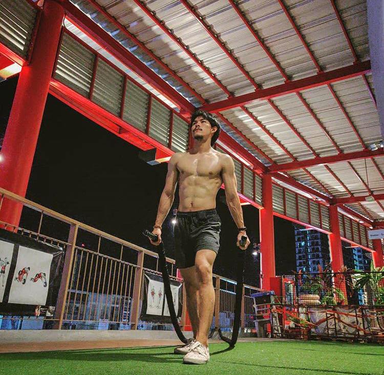 male body 190