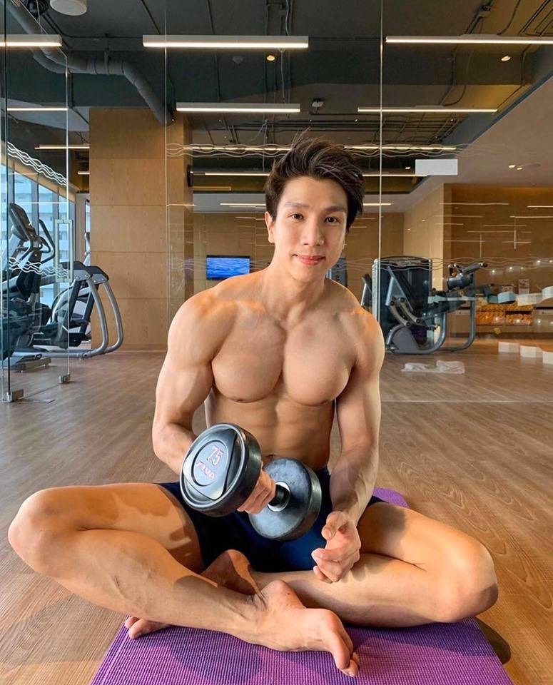 male body 190