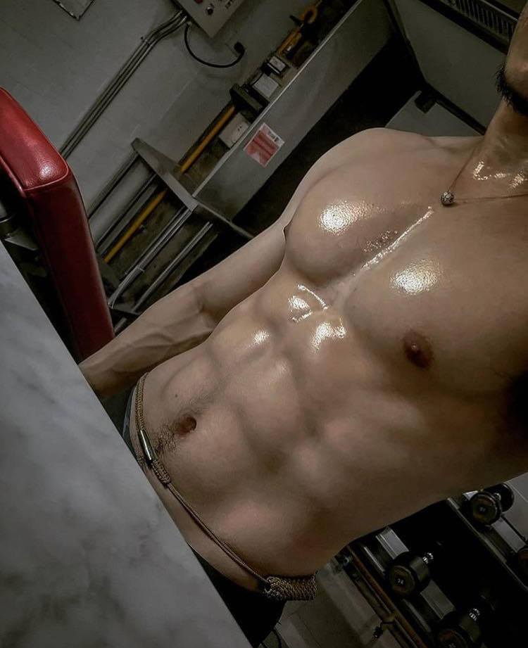 male body 190