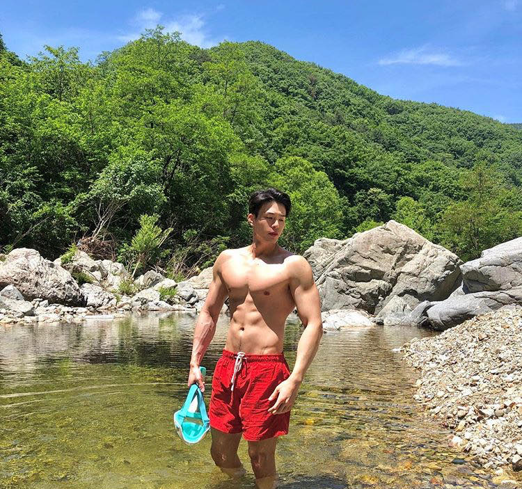 male body 192