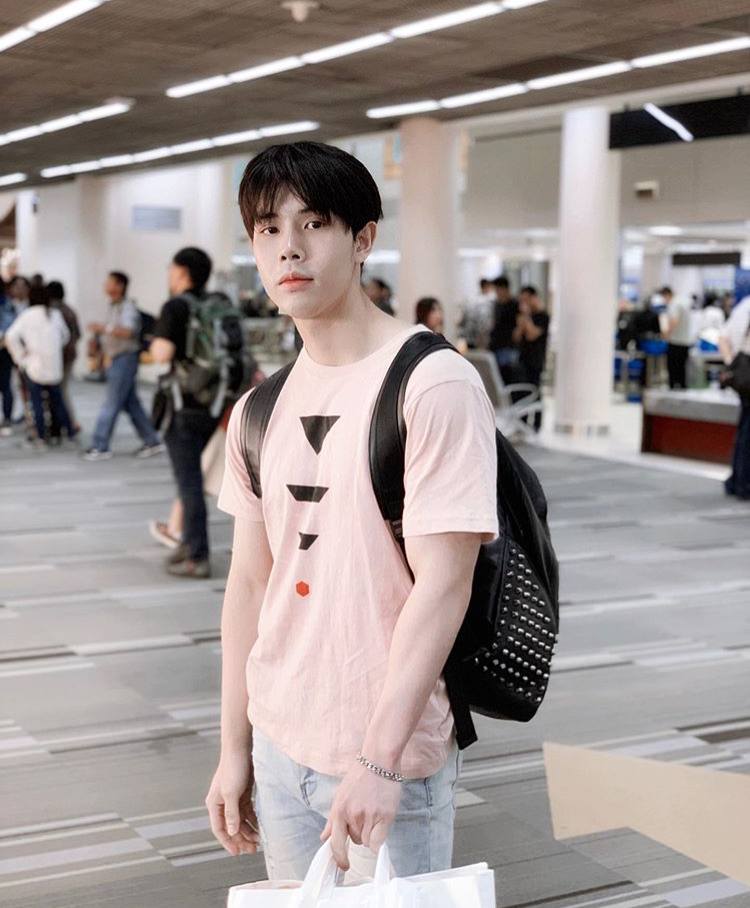 หน้าหล่อใจละลาย #9966FF