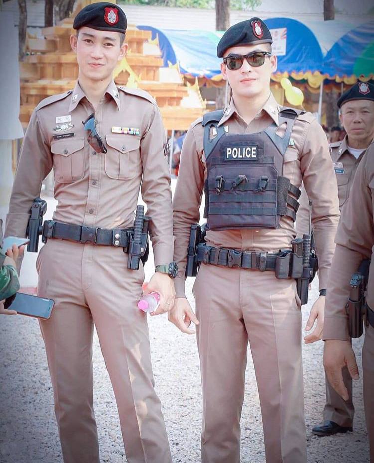 หน้าหล่อใจละลาย #9966FF