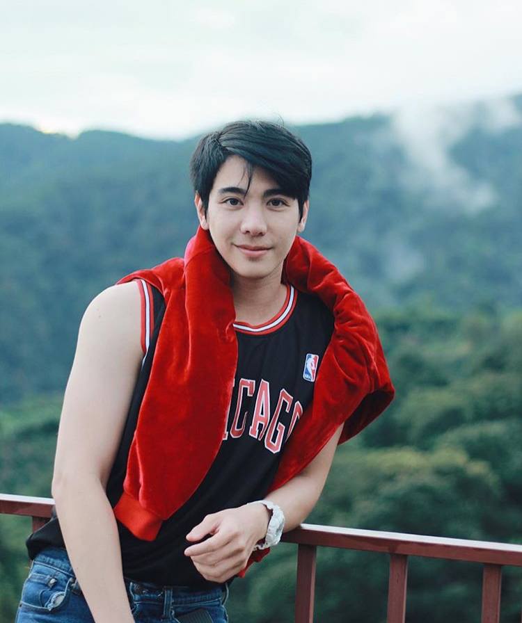 หน้าหล่อใจละลาย #9966FF