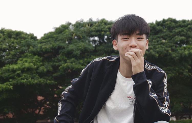 หน้าหล่อใจละลาย #9966FF