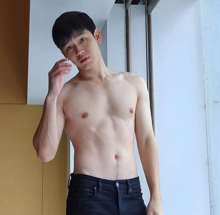 หน้าหล่อใจละลาย #9966FF