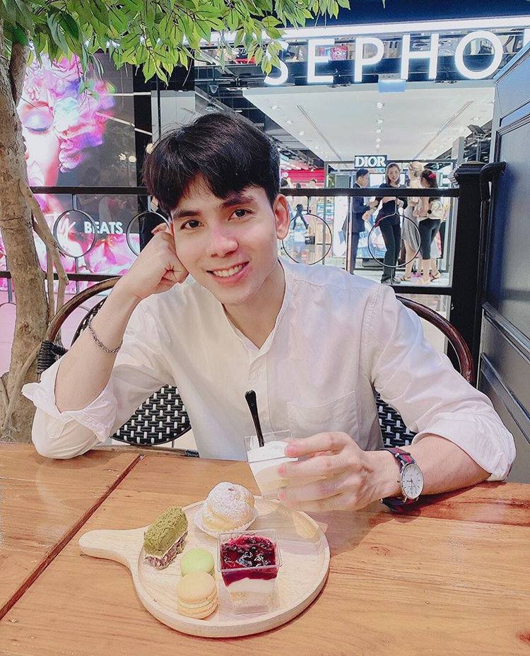หน้าหล่อใจบาง #3366FF