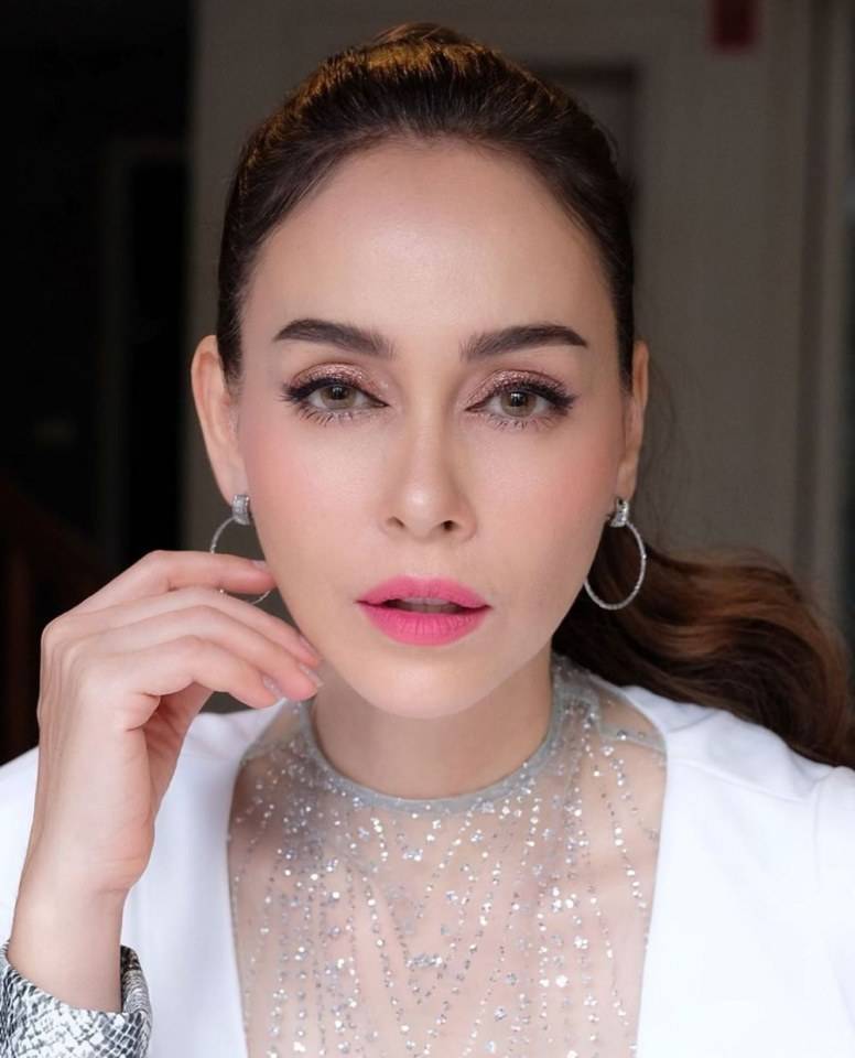 นัท​ มี​เรีย​