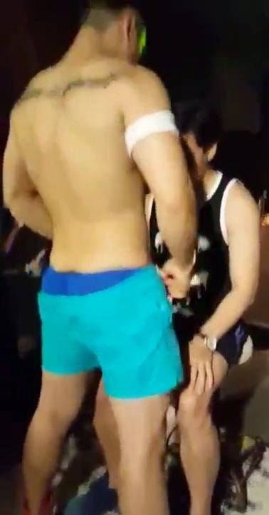 โยกๆๆ โยกเข้าไป ให้ปวดสะโพก
