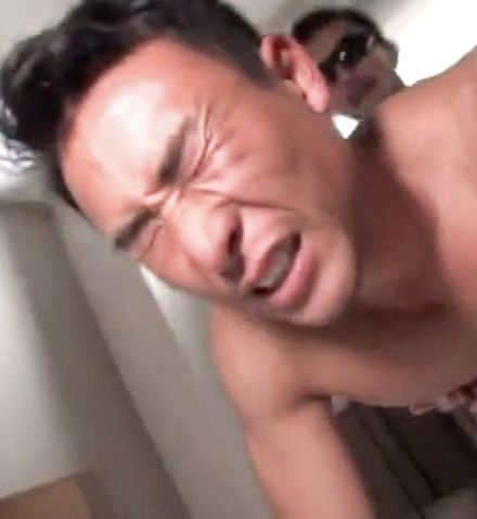 ได้แต่ยินยอมรับความเจ็บปวด