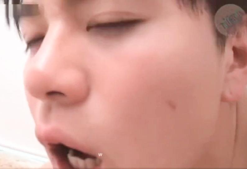 อืม..อือ..อาาา