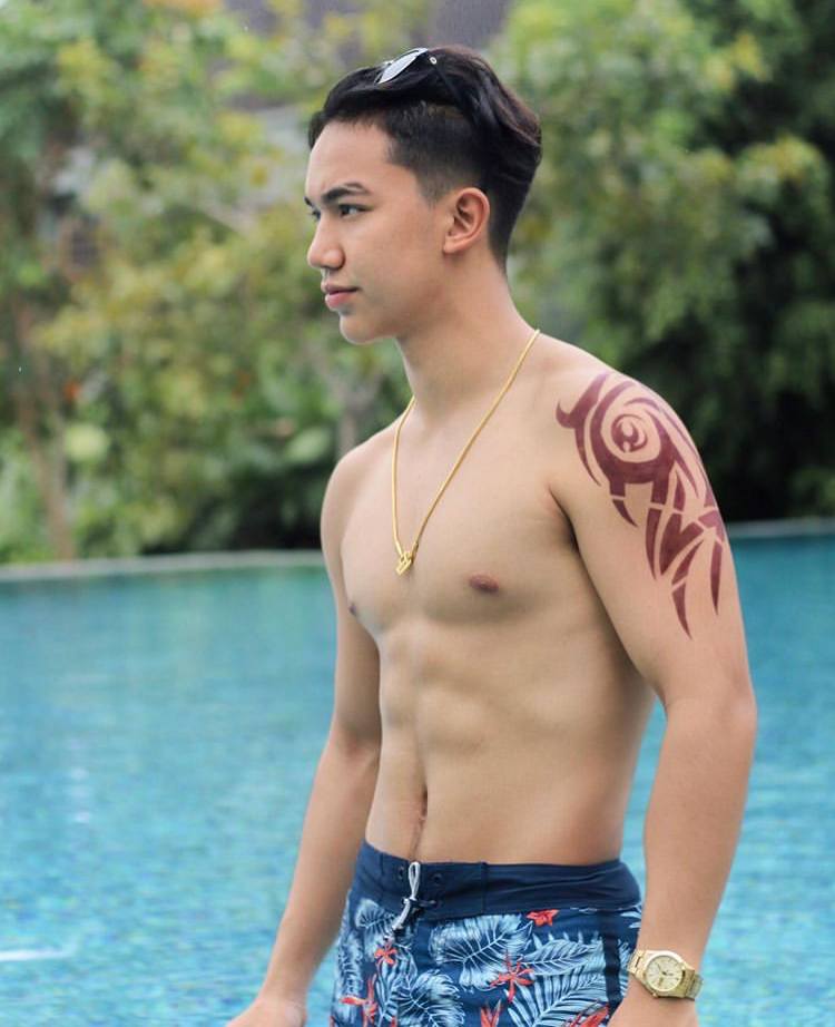 หล่อบ้างน่ารักบ้าง ๖๕
