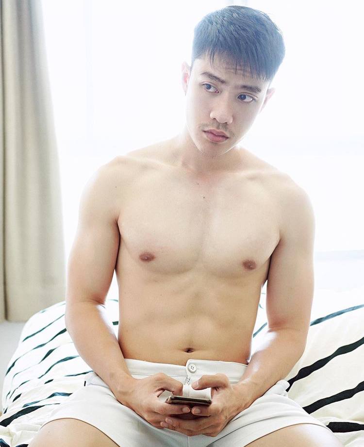 หล่อบ้างน่ารักบ้าง ๖๘