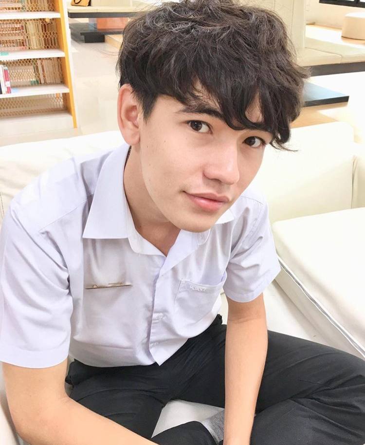 หล่อบ้างน่ารักบ้าง ๖๘