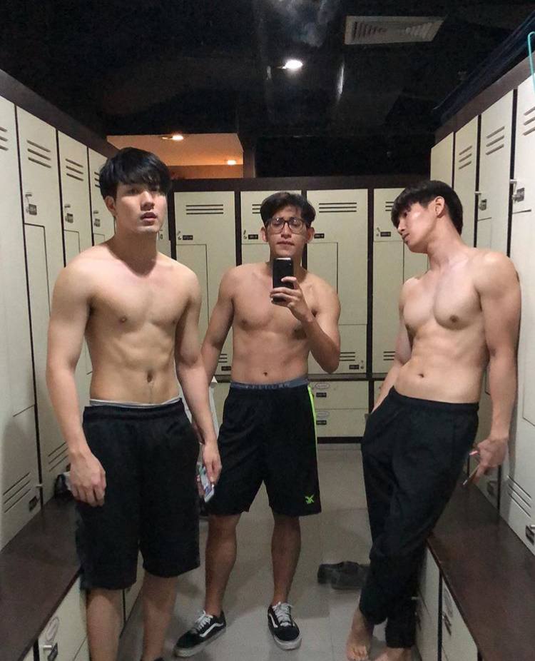 หล่อบ้างน่ารักบ้าง ๖๘