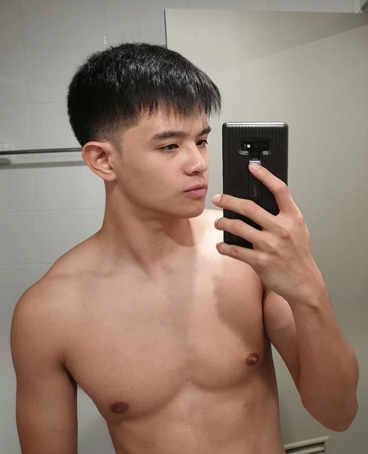 หล่อบ้างน่ารักบ้าง ๗๐