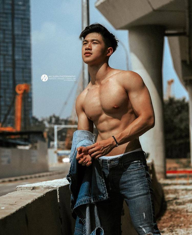 หล่อบ้างน่ารักบ้าง ๗๐