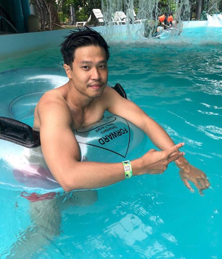 หล่อบ้างน่ารักบ้าง ๗๒
