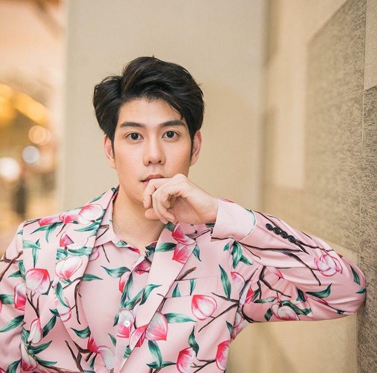 หล่อบ้างน่ารักบ้าง ๗๒