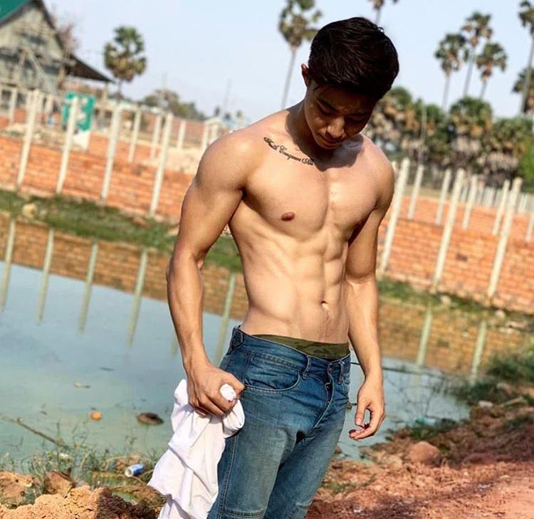 หล่อบ้างน่ารักบ้าง ๗๓