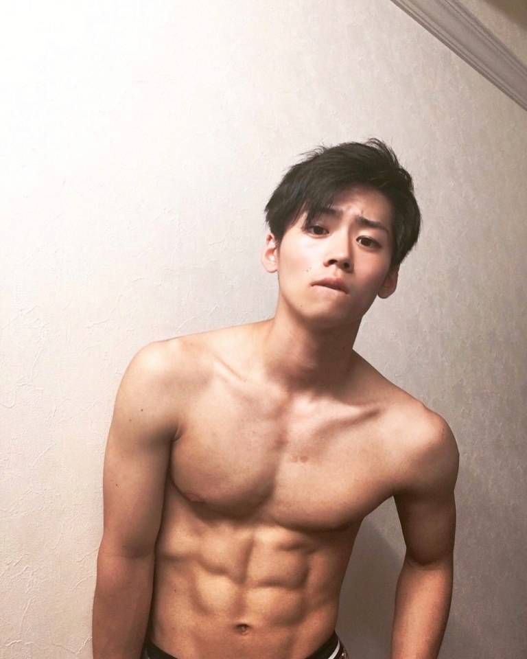 หล่อบ้างน่ารักบ้าง ๗๔