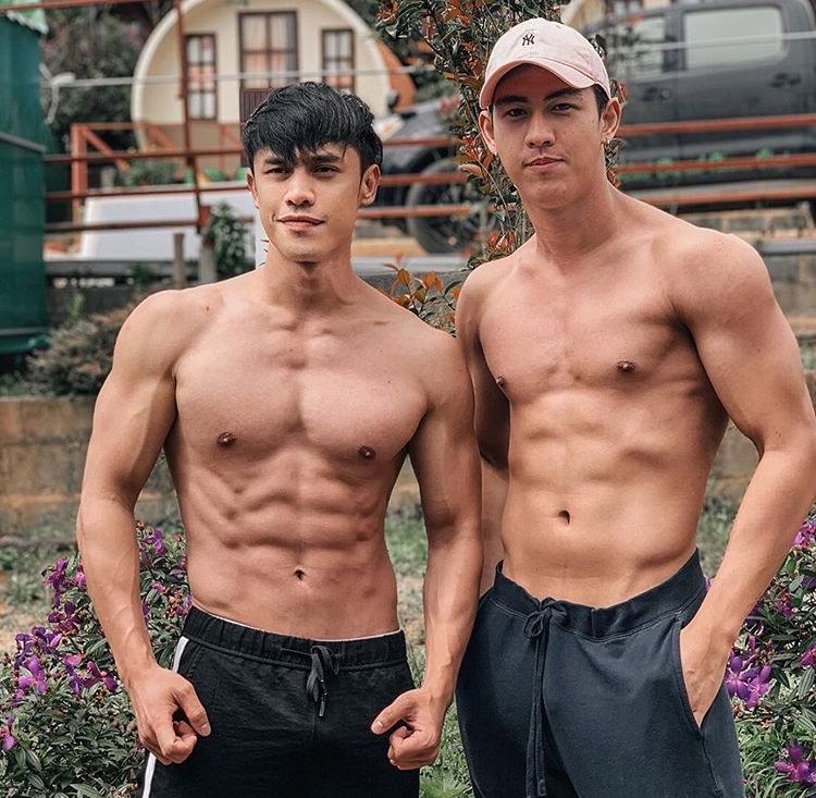 หล่อบ้างน่ารักบ้าง ๗๕