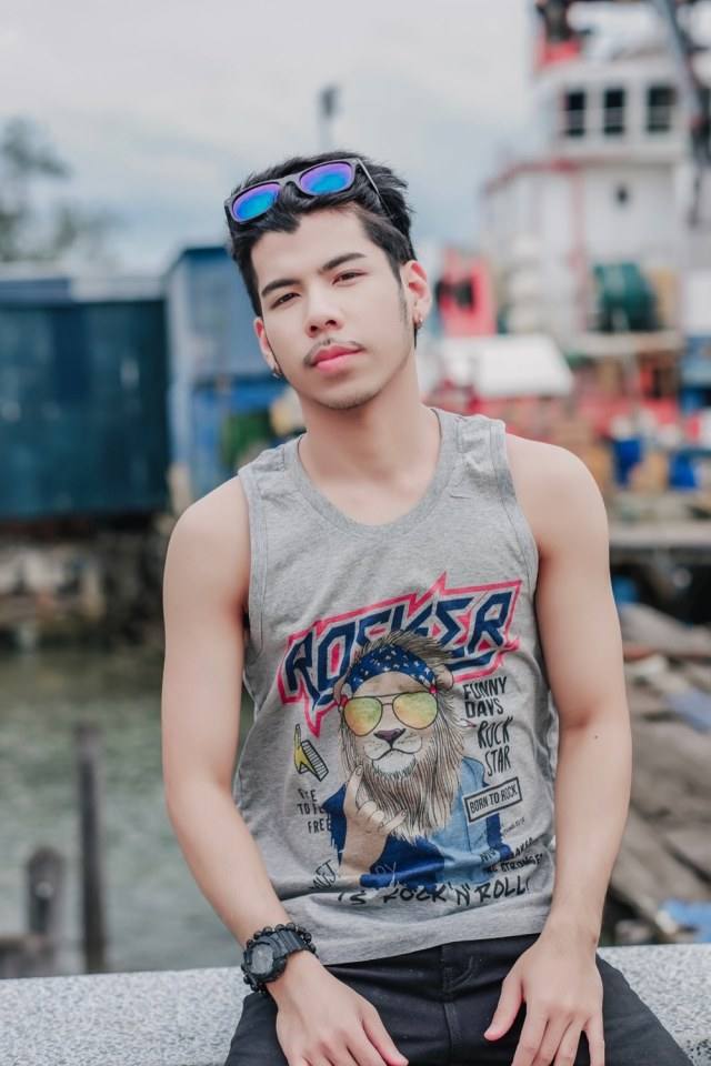 หล่อบ้างน่ารักบ้าง ๗๕