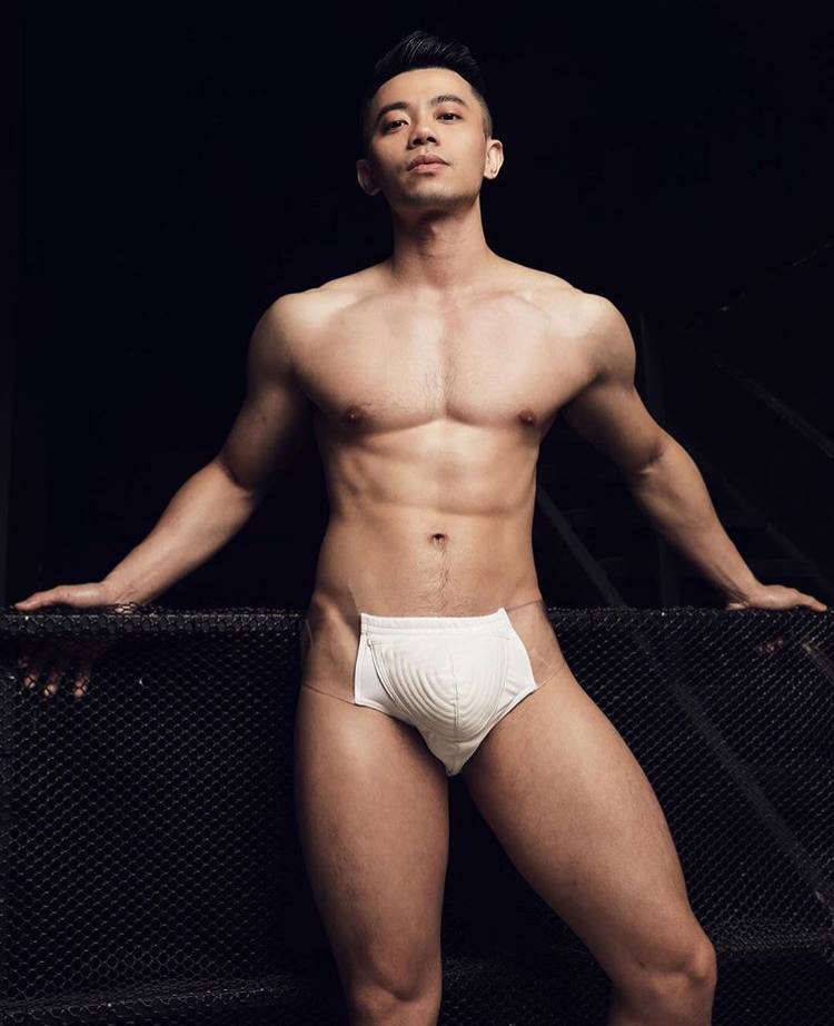 หล่อบ้างน่ารักบ้าง ๗๕