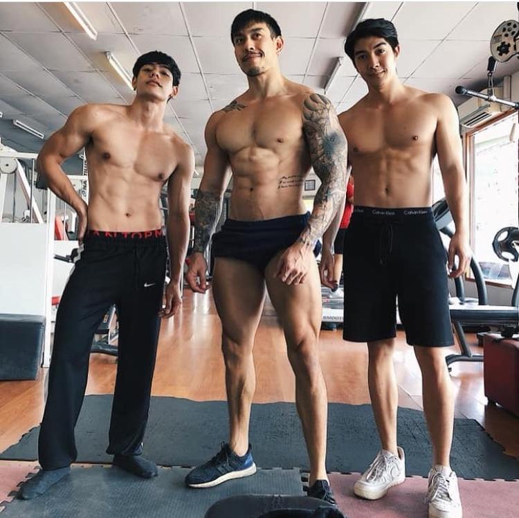 หล่อบ้างน่ารักบ้าง ๗๕