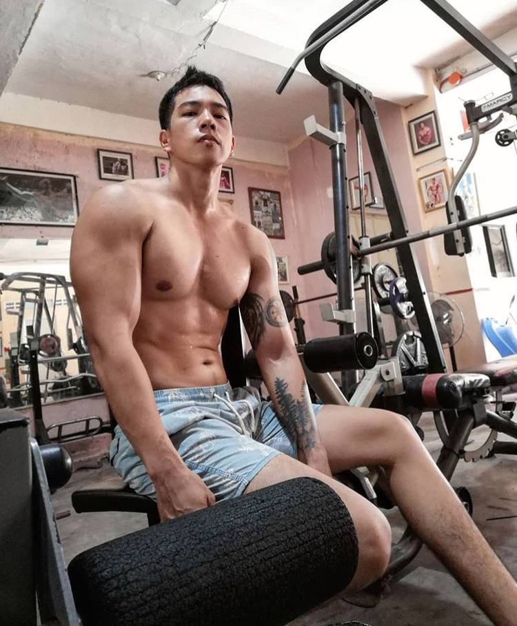 หล่อบ้างน่ารักบ้าง ๗๖