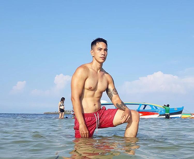 หล่อบ้างน่ารักบ้าง ๗๖