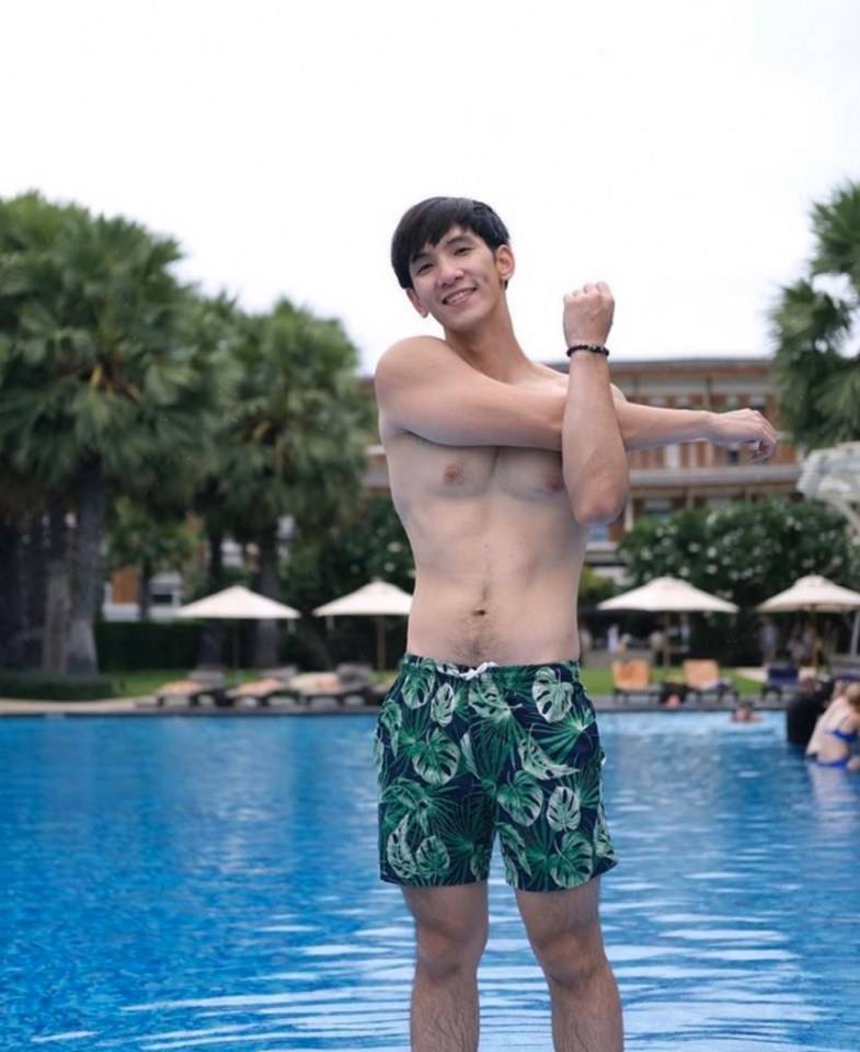 หล่อบ้างน่ารักบ้าง ๗๗