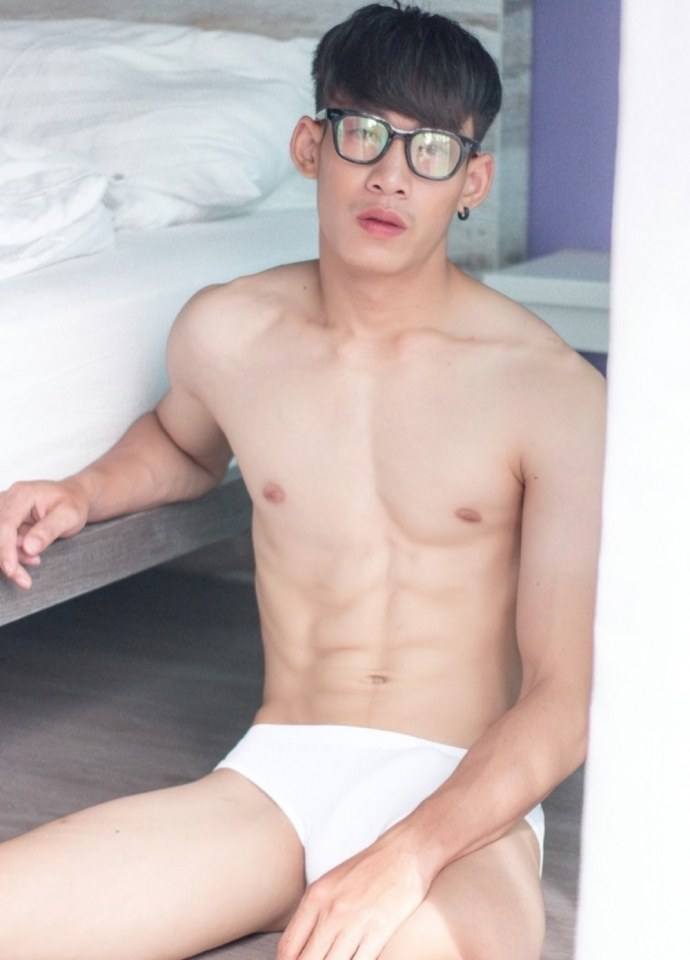 หล่อบ้างน่ารักบ้าง ๗๘