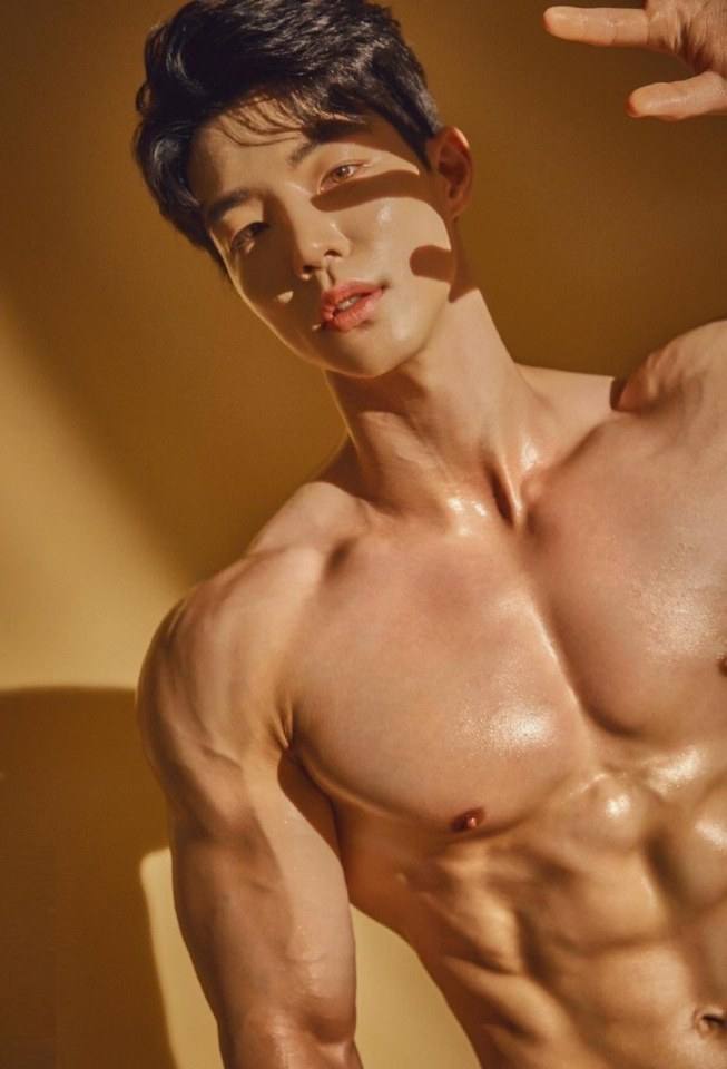 หล่อบ้างน่ารักบ้าง ๗๙