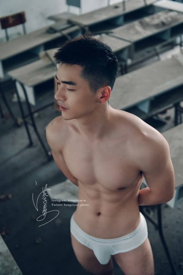 หล่อบ้างน่ารักบ้าง ๗๙