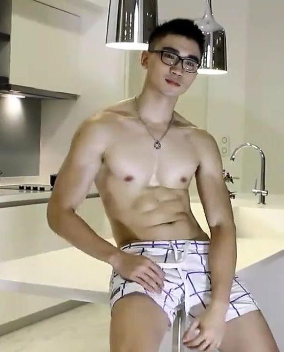 นั่งร่อน กับ นอนโยก