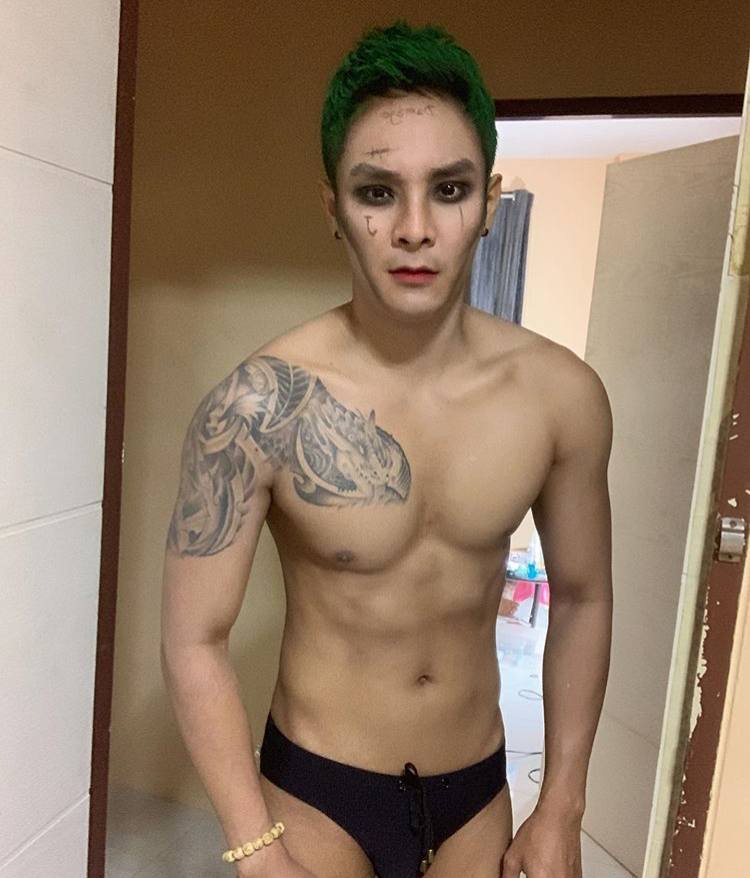 หล่อให้หลอก🎃👻