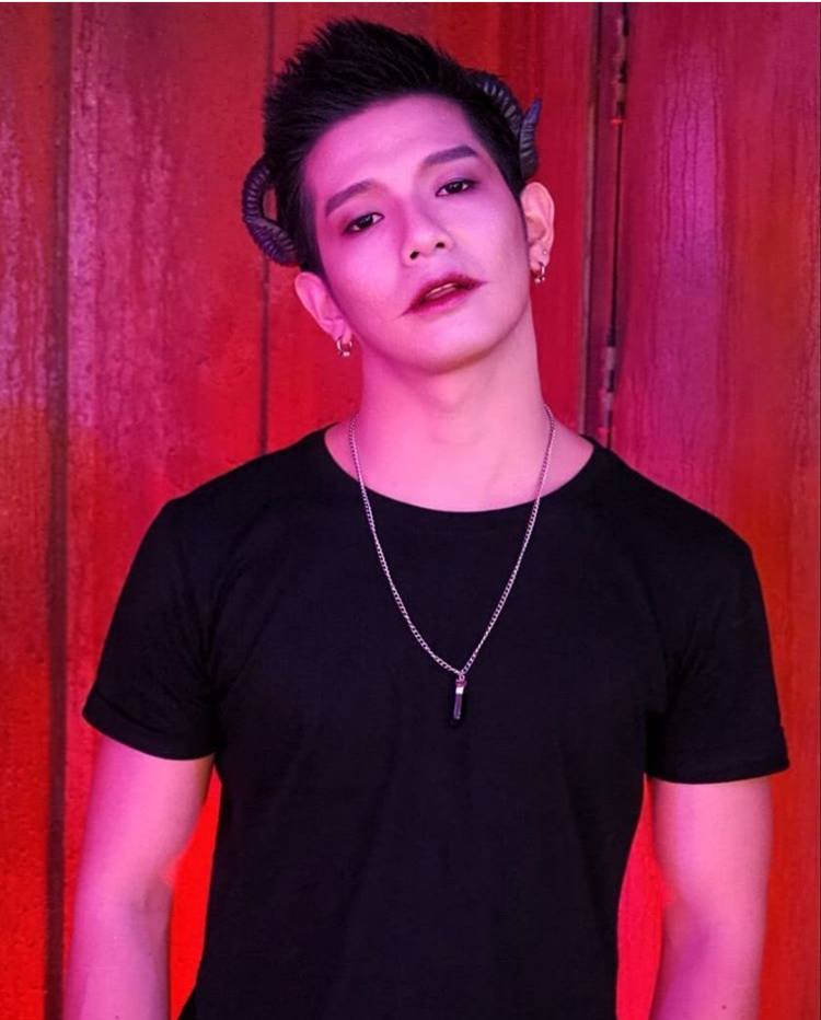 เก็บตก งานผี