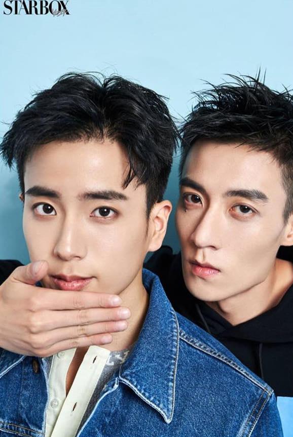 หนุ่มหล่อขึ้นปก 410