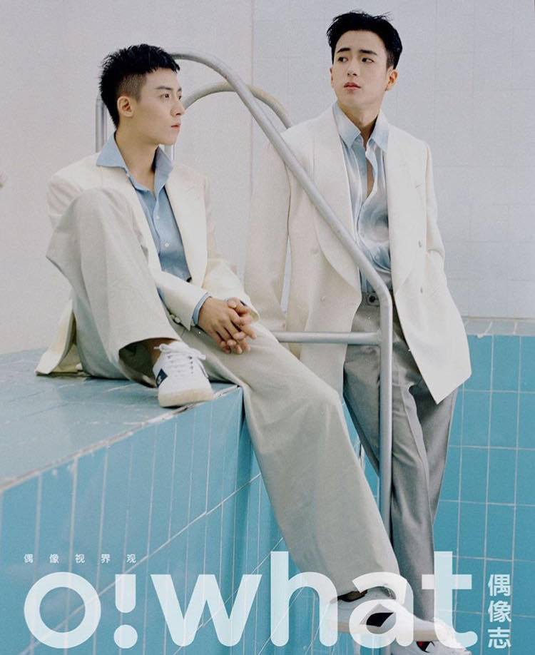 หนุ่มหล่อขึ้นปก 410