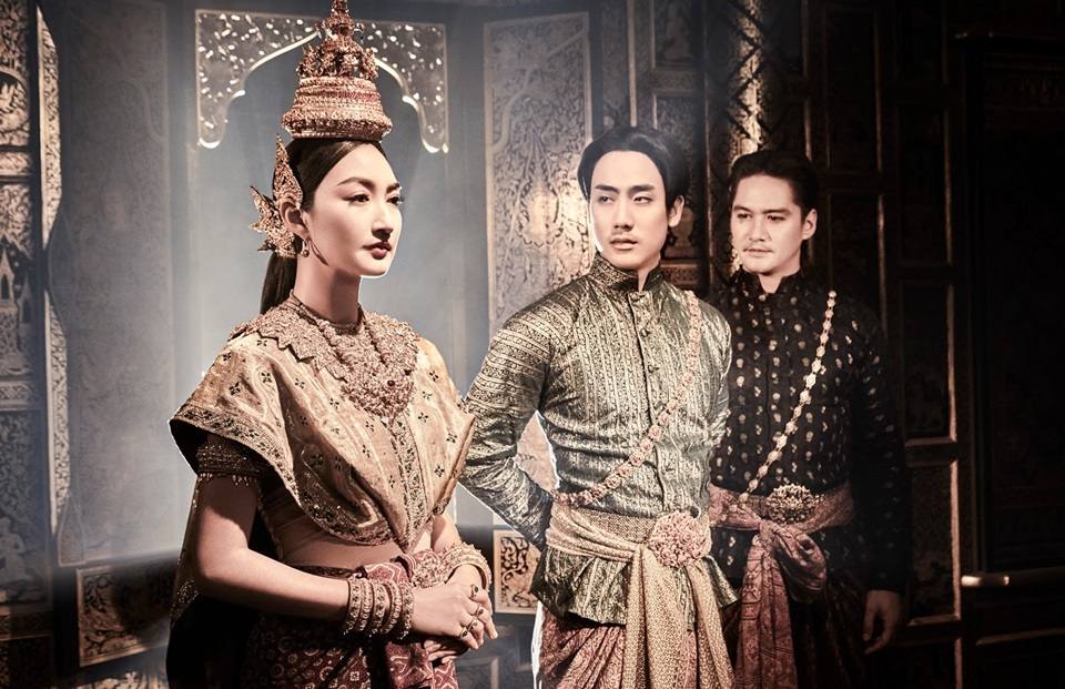 นักแสดง ศรีอโยธยา @ นิตยสาร แพรว ปีที่ 39 ฉบับที่ 919 ธันวาคม 2560