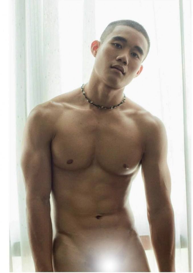 หนุ่มหล่อขึ้นปก 412.2