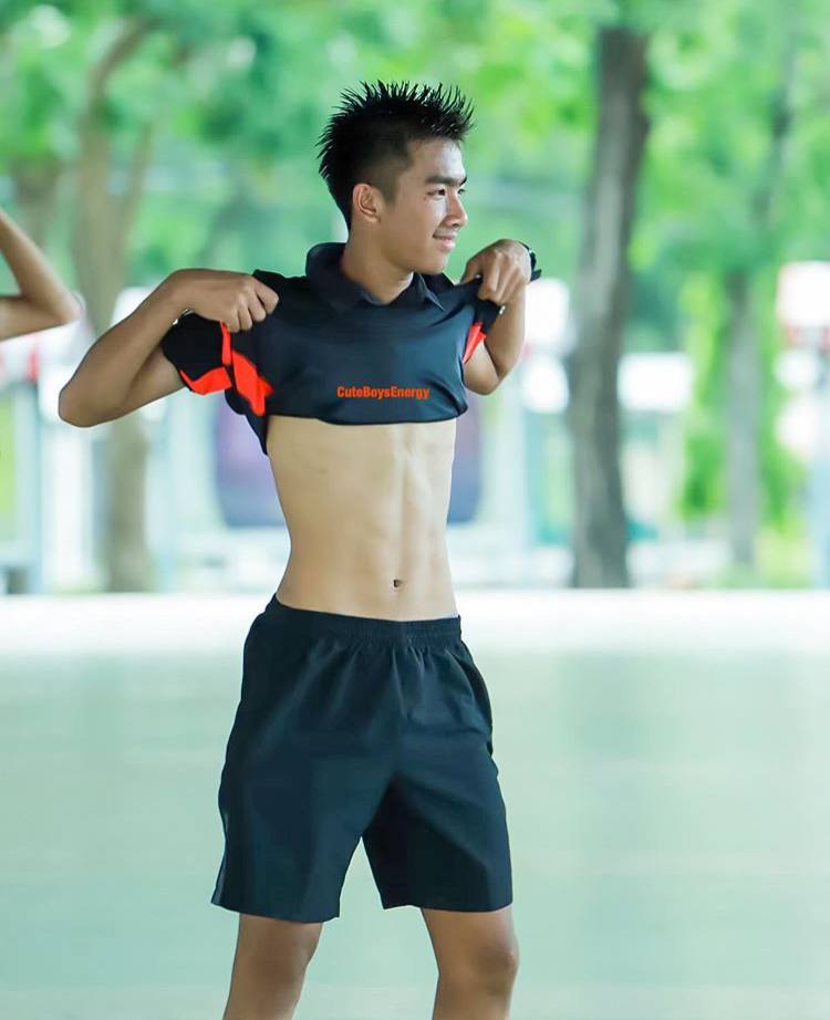 กรุบกริบ งานบอลจตุรมิตร 29