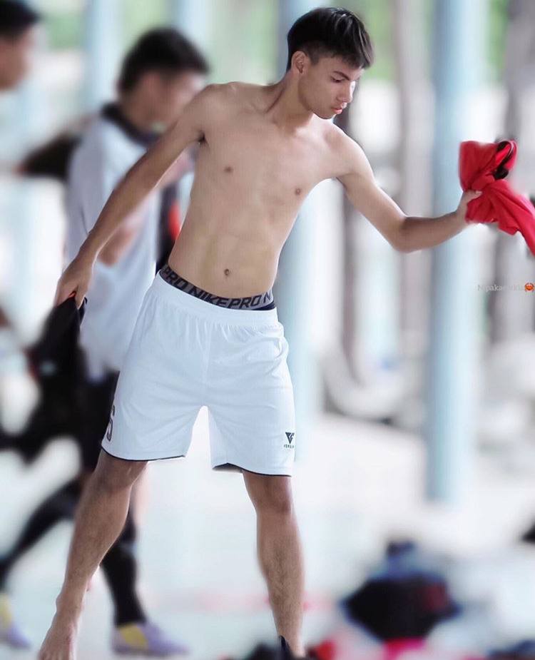 กรุบกริบ งานบอลจตุรมิตร 29