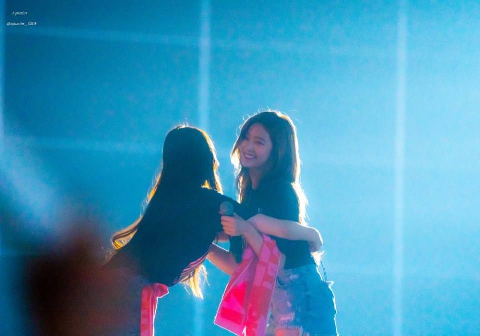 Lee chaeyeon Kim minju. Anyujin