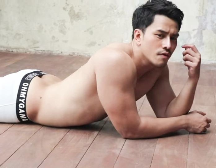 หล่อเด็ด..เผ็ดโดด