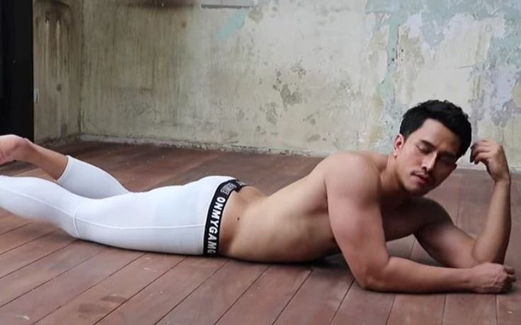 หล่อเด็ด..เผ็ดโดด