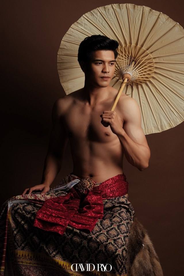 สุรศ เมืองแก้ว.