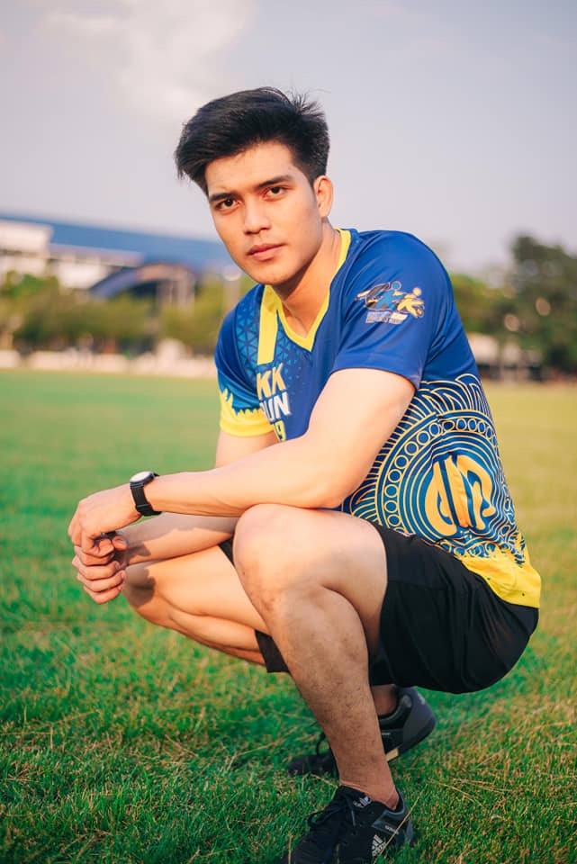 สุรศ เมืองแก้ว.