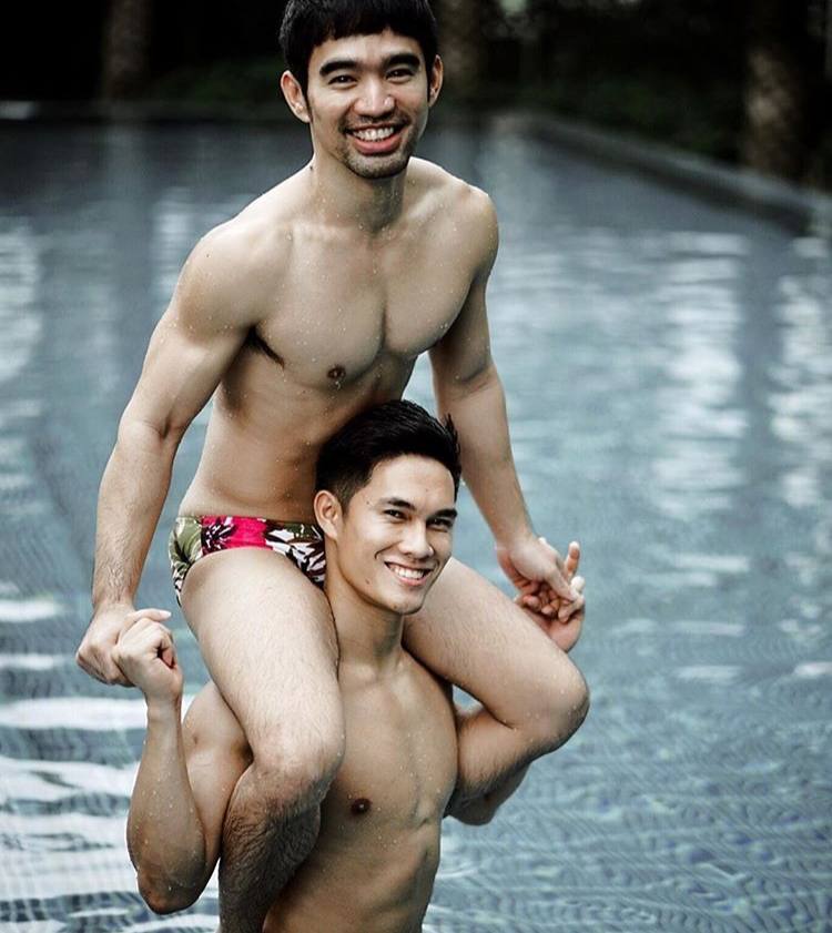 ถอดโชว์เรือนร่าง 2573